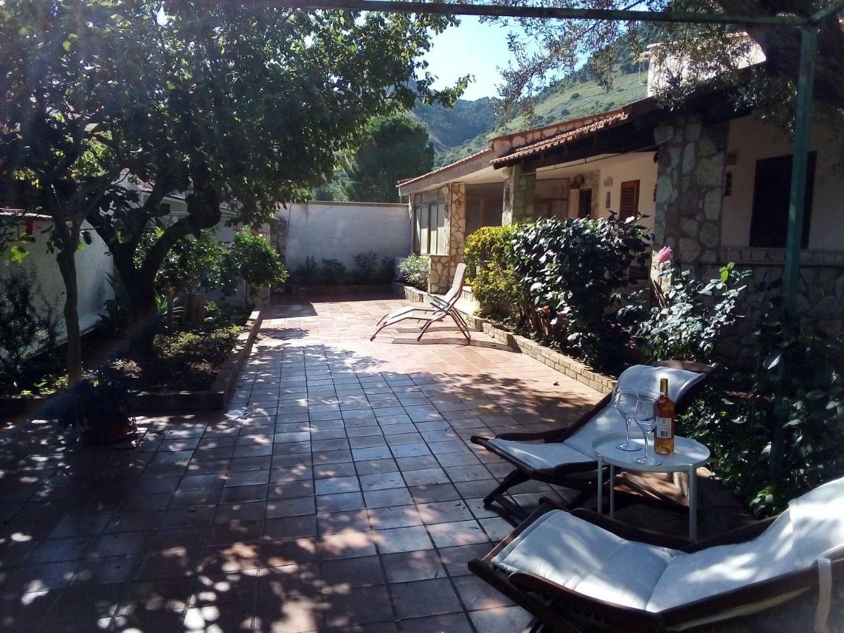 Il Giardino Di Hyccara Villa Carini Exteriör bild