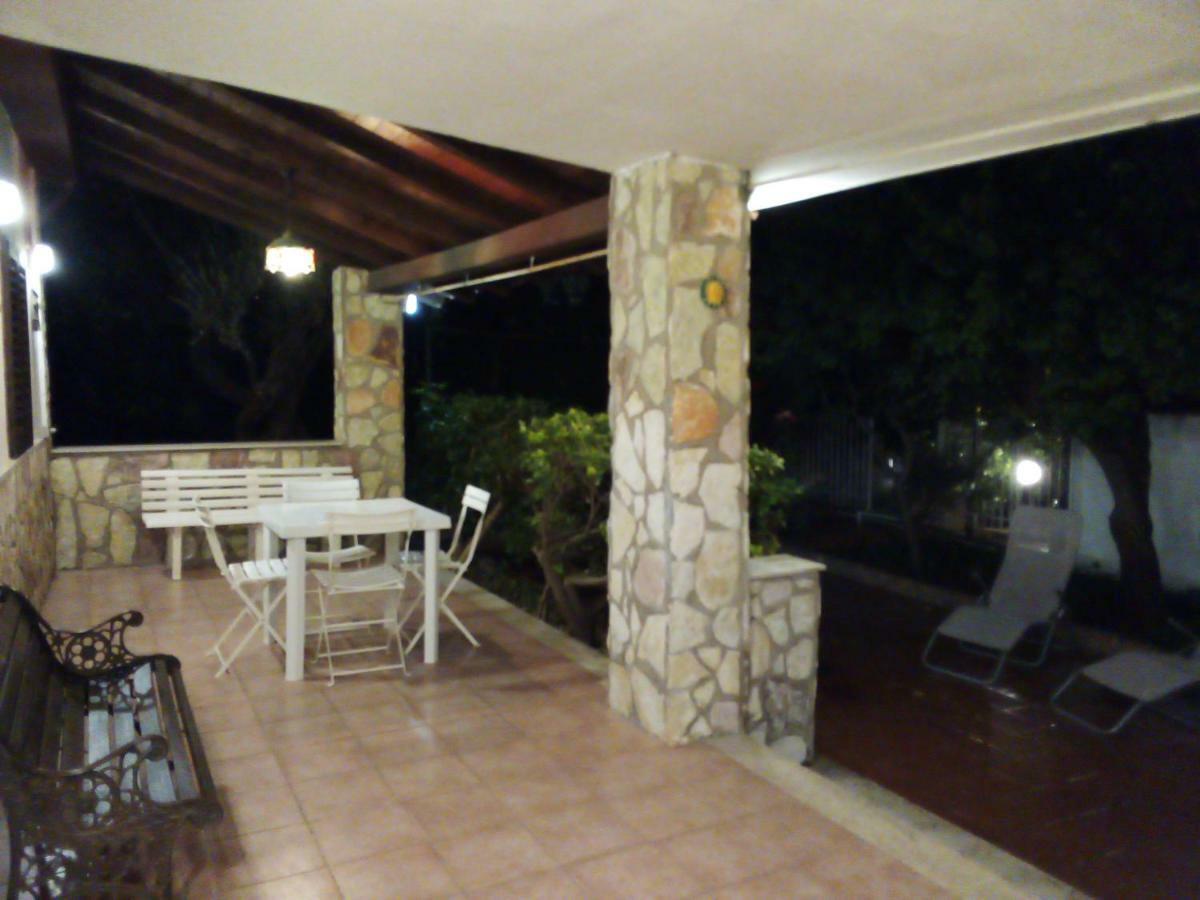 Il Giardino Di Hyccara Villa Carini Exteriör bild