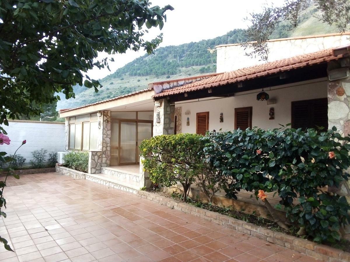 Il Giardino Di Hyccara Villa Carini Exteriör bild